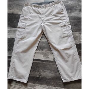 VF Jeanswear Men's Size 42X30  Beige Cargo/Outdoor/Utility Pants